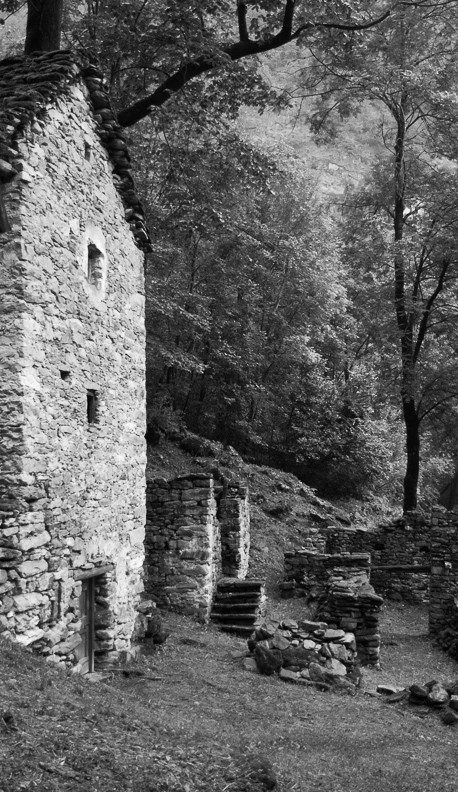 Der verlassene Weiler Presa im Val Bavona